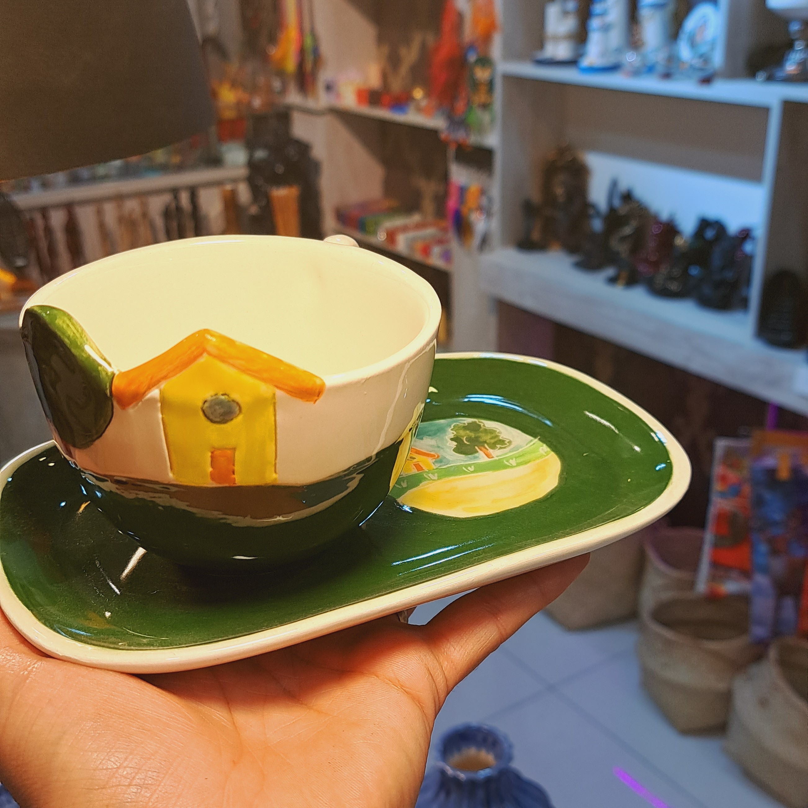 ماگ دستساز سرامیکی ماگ طرح دار سرامیکی ماگ برجسته  لیوان نقش برجسته لیوان دستساز طرح دار  لیوان با زیر لیوانی سرامیکی