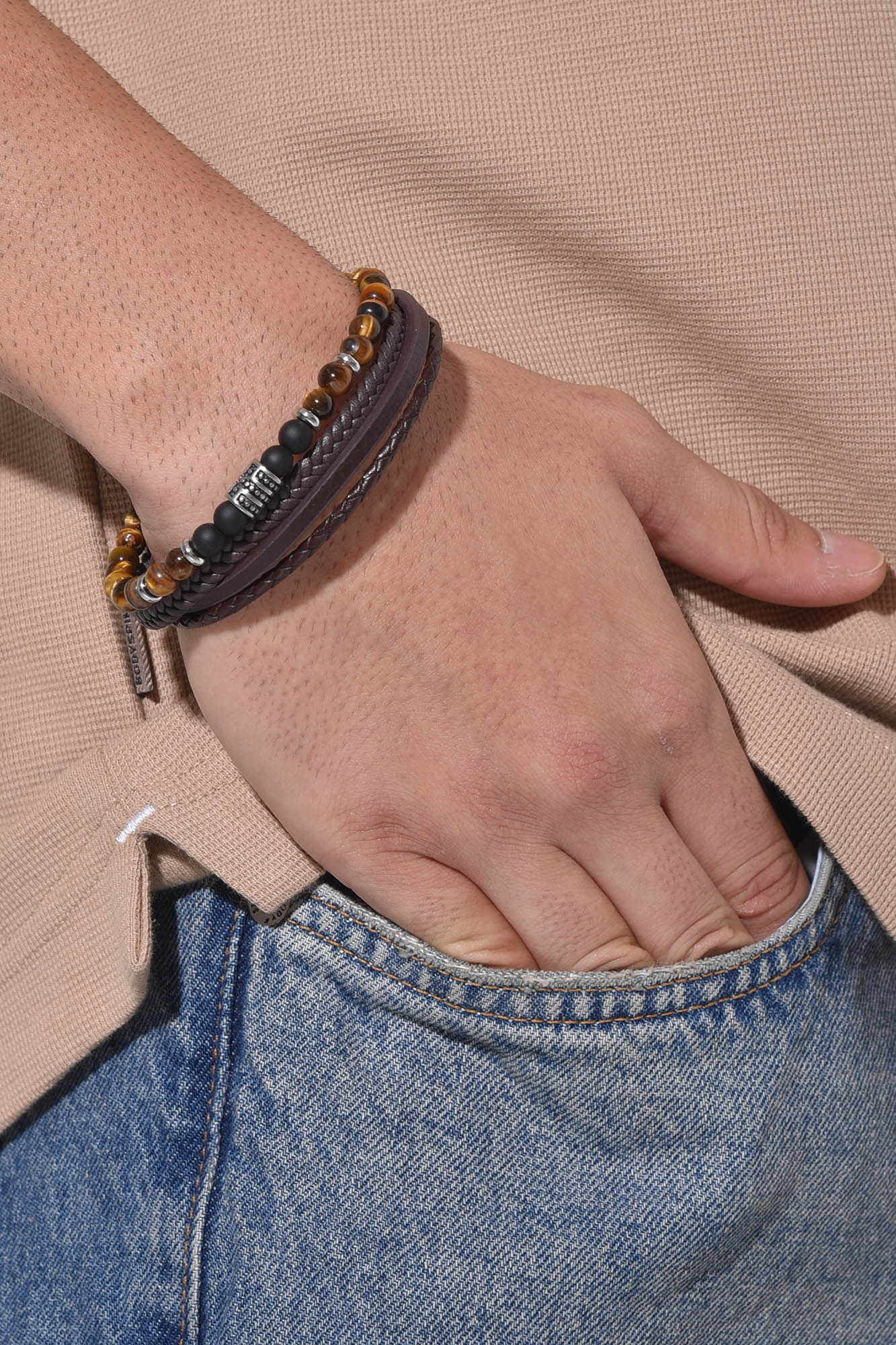 دستبند چرمی