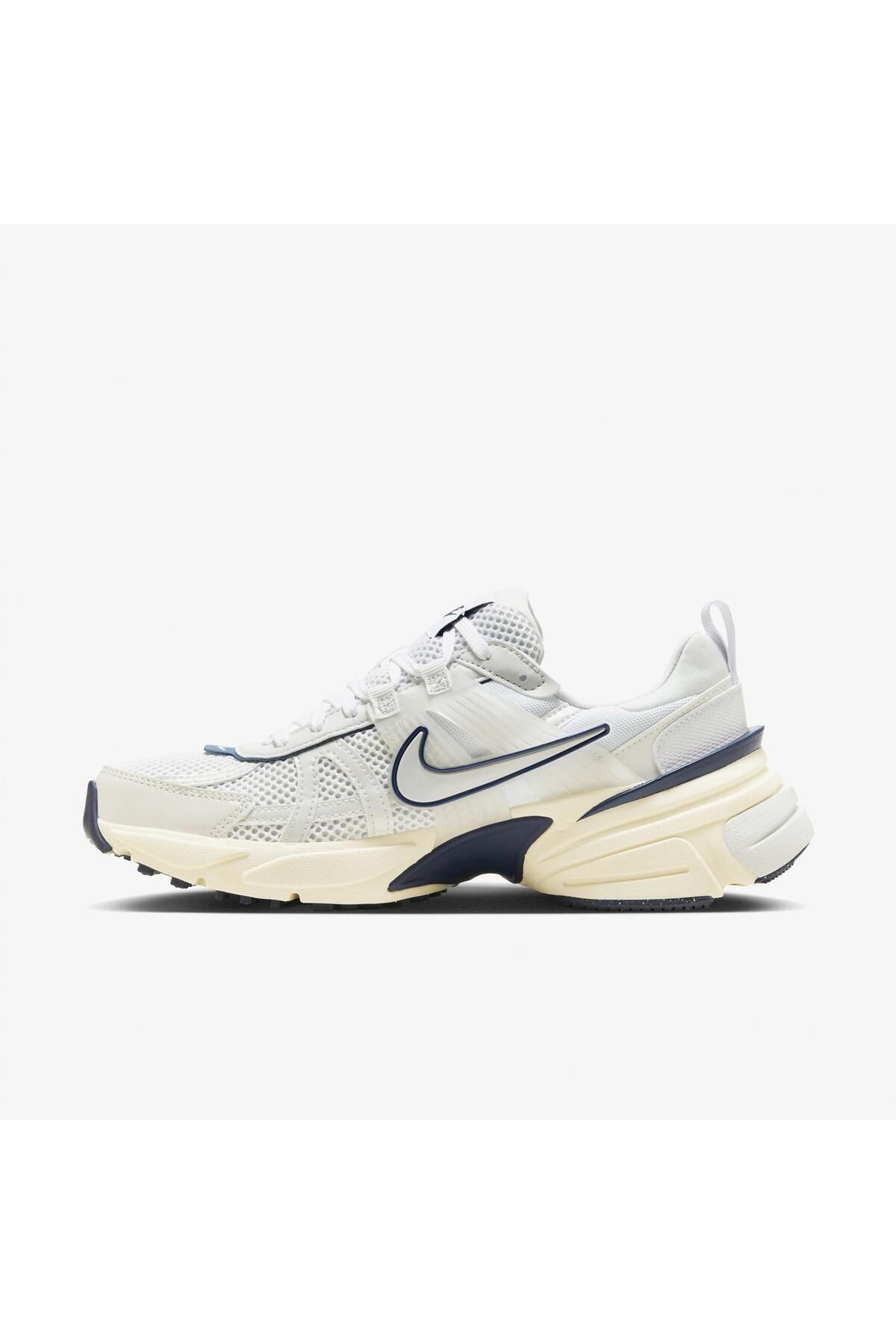 اسنیکر سفید زنانه W V2K RUN 102 Nike