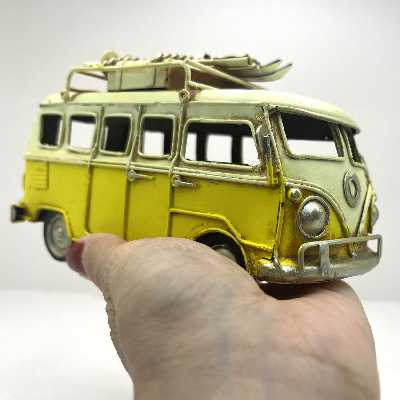 ماکت دکوری طرح ماشین فولکس با چوب اسکی کد 1511.45