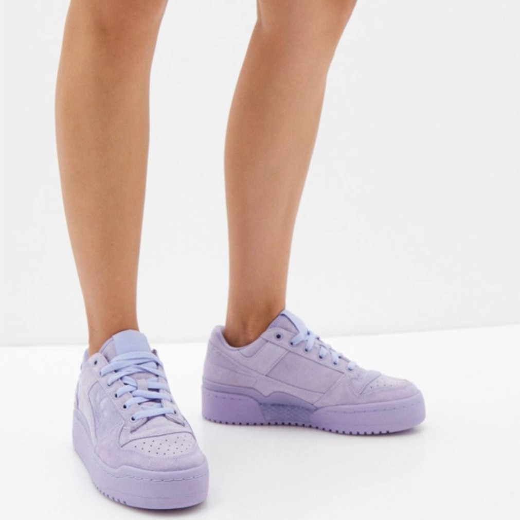 593 کتونی آدیداس زنانه و دخترانه رنگ و طرح خاص Adidas 