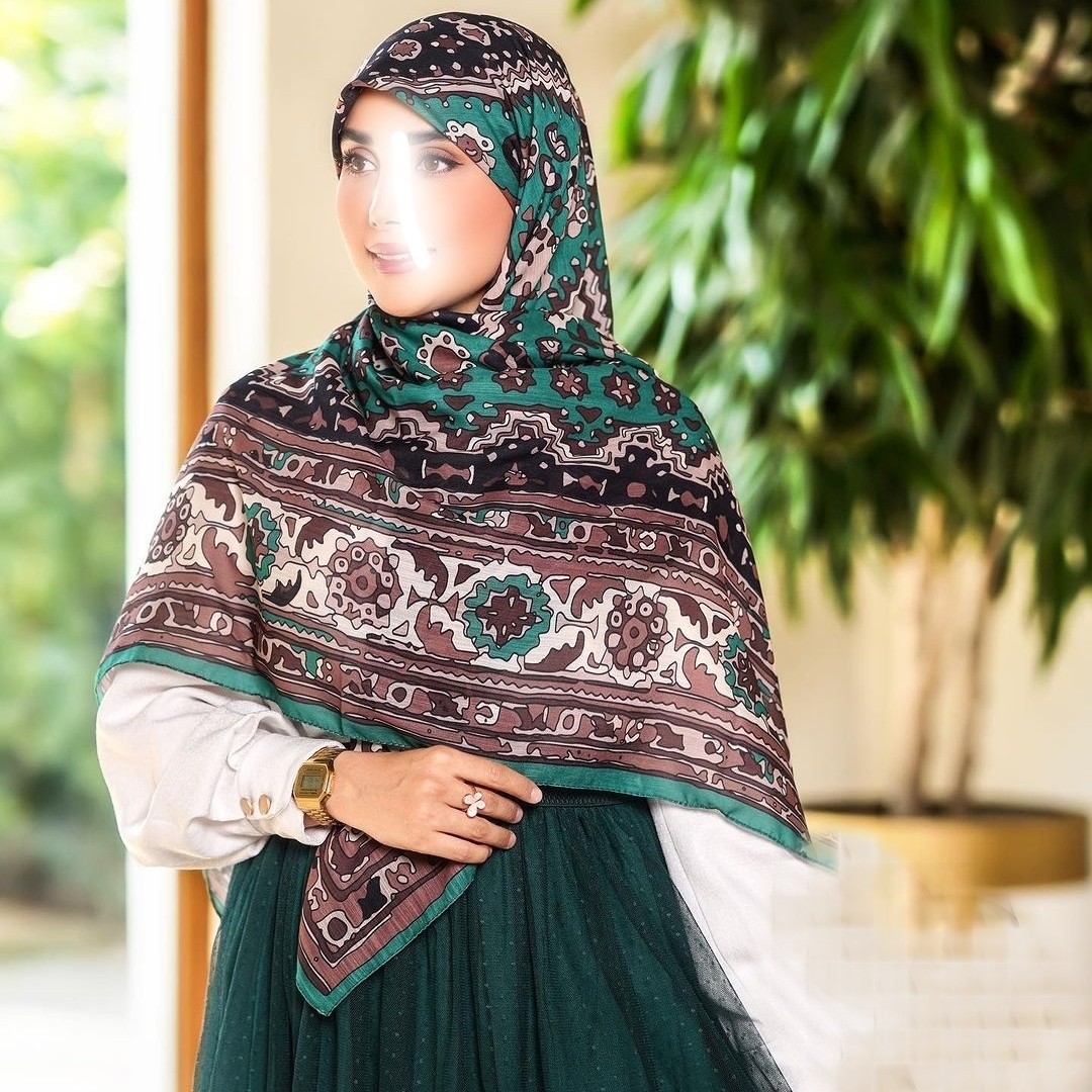 روسری سنتی سبز رنگ2