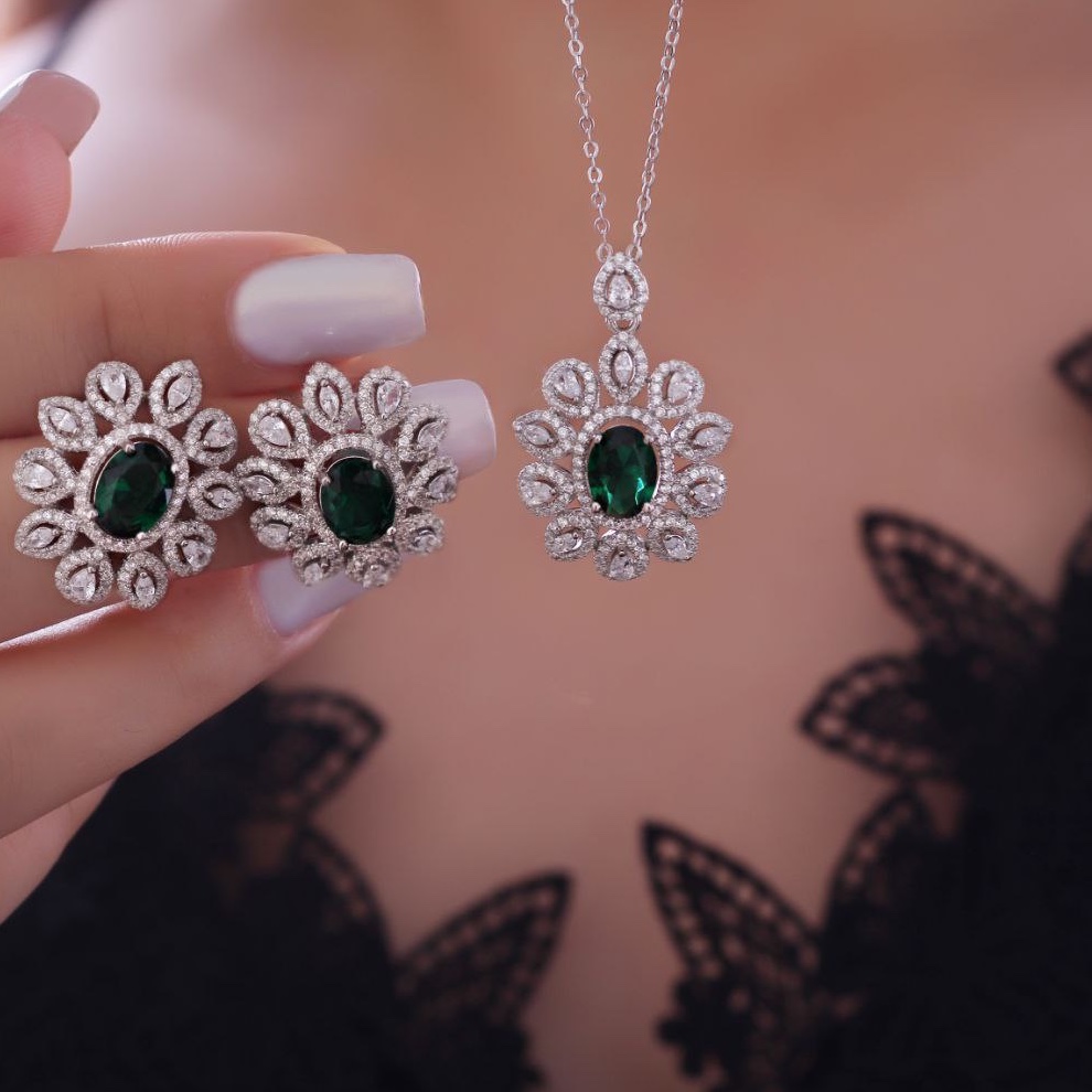 نیم ست سلنا- نقره عیار 925-با ارائه فاکتور معتبر