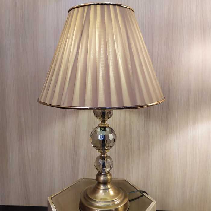 آباژور رومیزی مدل شایان