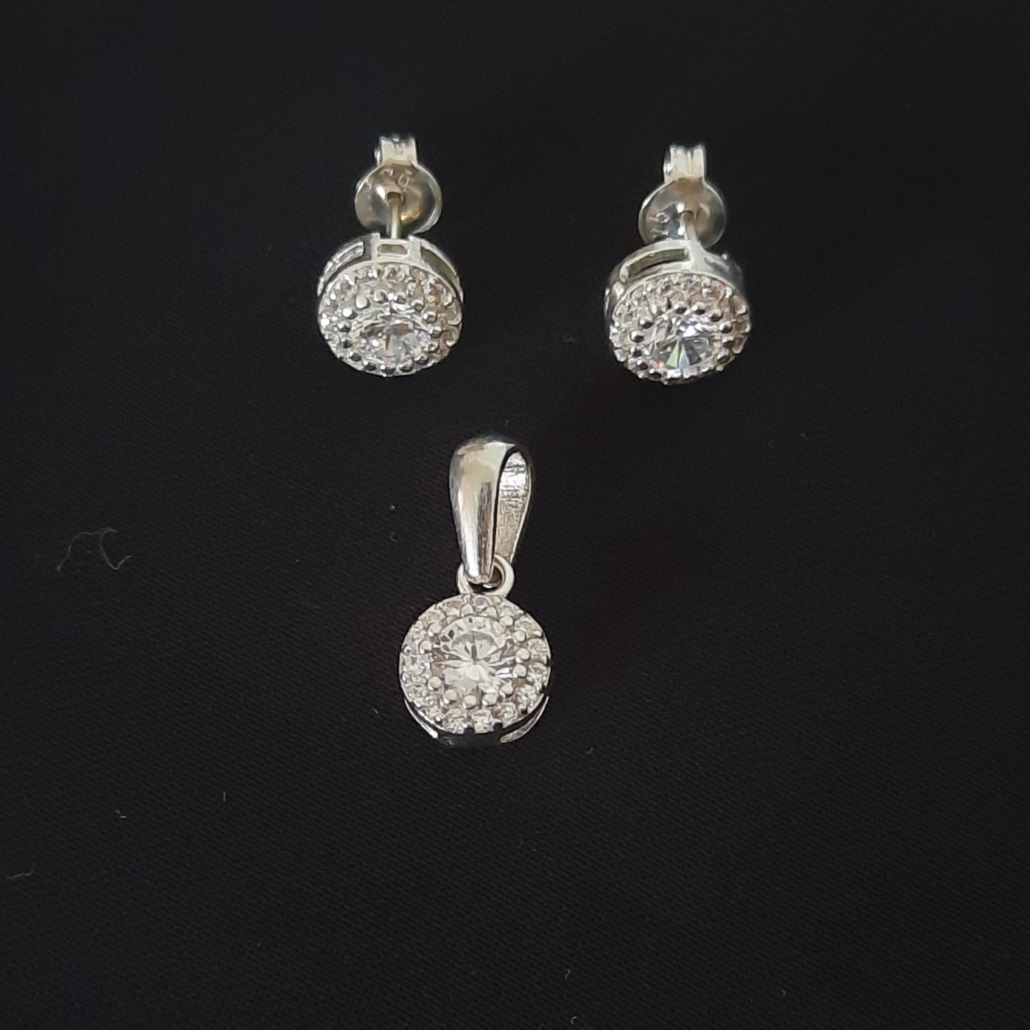 نیم ست نقره، وارداتی، عیار 925،آبکاری رادیوم، مناسب برای استفاده روزانه و مجلسی 11