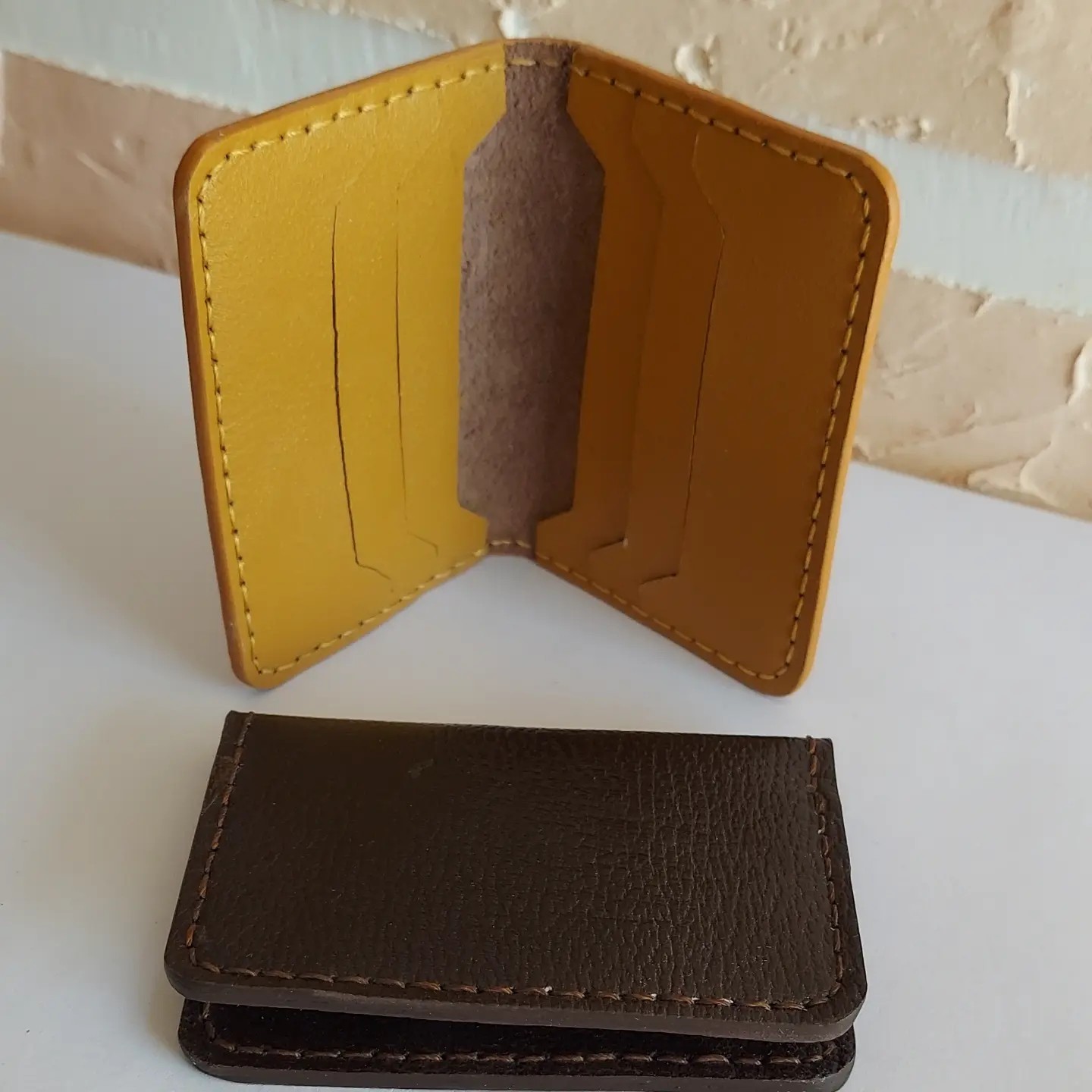 جاکارتی چرم