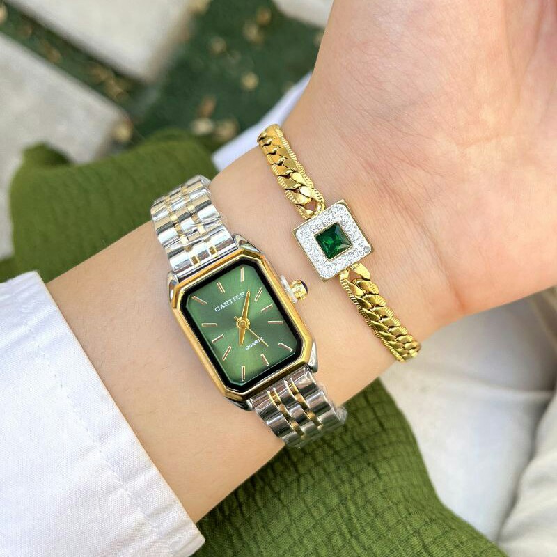 ساعت مچی زنانه بدنه و بند استیل رنگ ثابت و ضداب کارتیر کیفیت قوی دارای 6 ماه گارانتی موتور Cartier