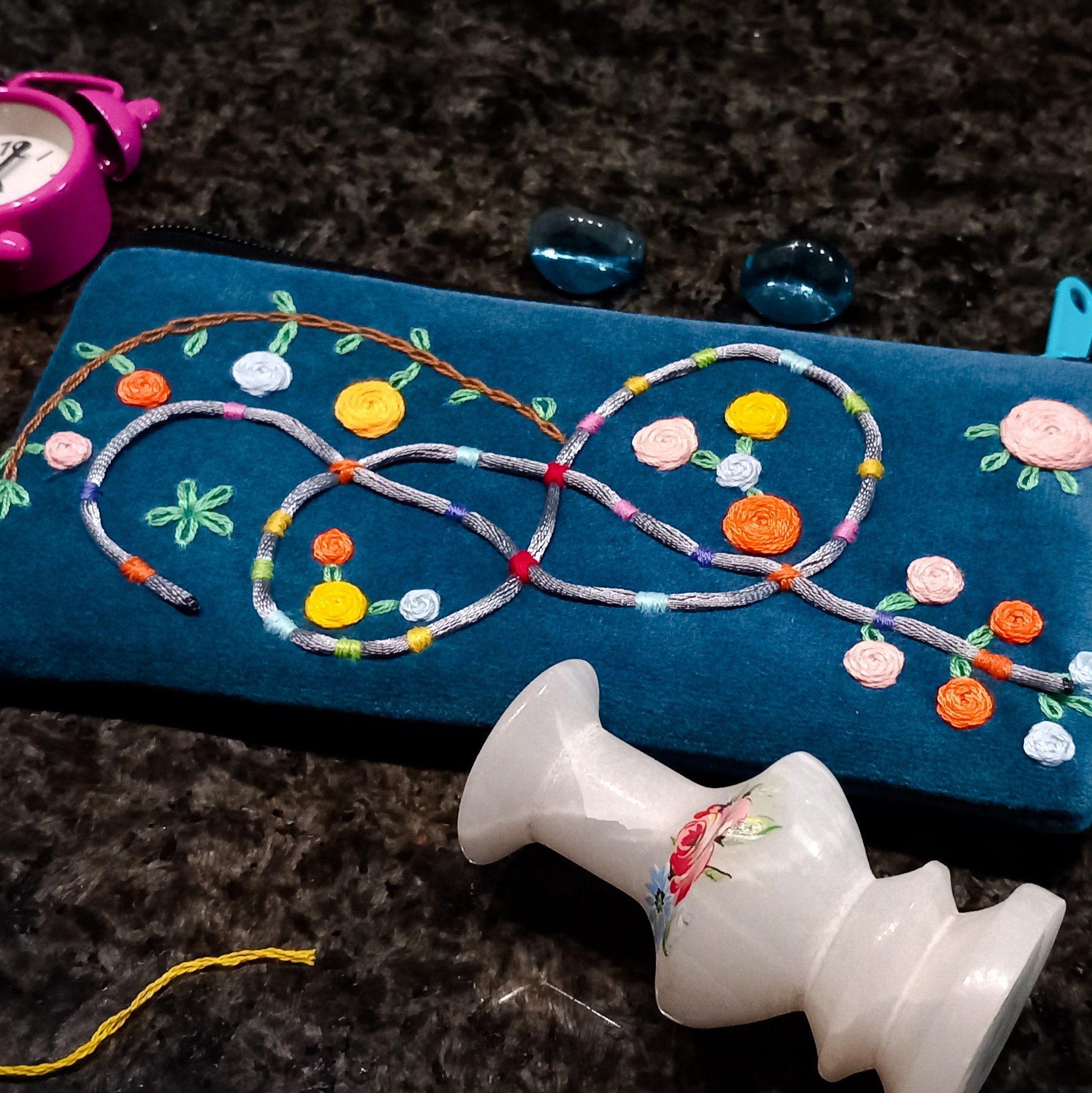 کیف پول طرح lucky