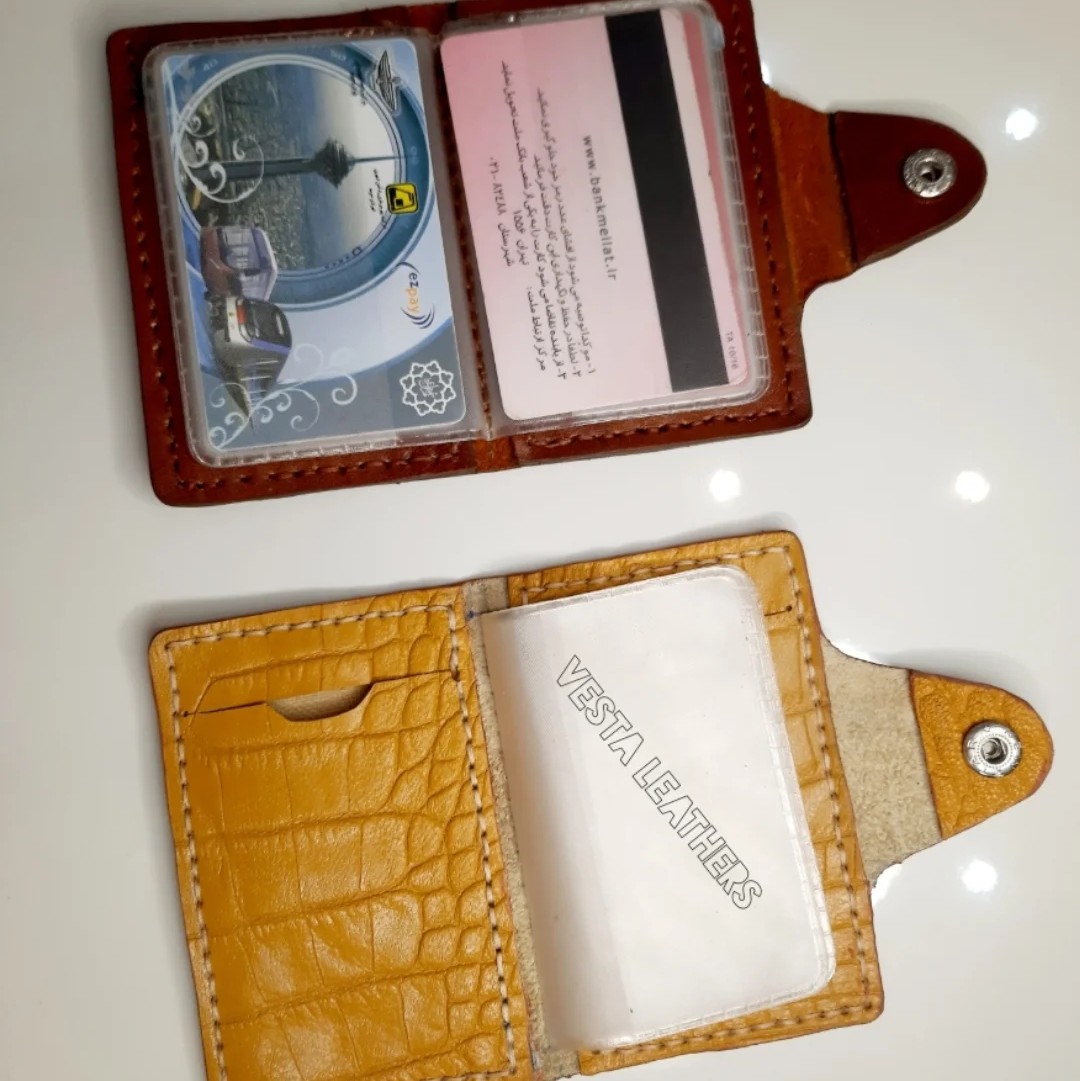 جاکارتی چرم طبیعی