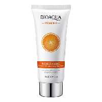 فوم شستشوی ویتامین سی بیوآکوا BIOAQUA vitamin c cleanser