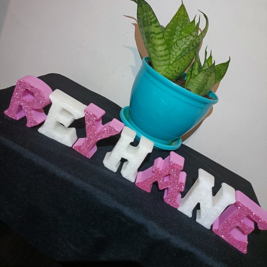 شمع حروف رومی