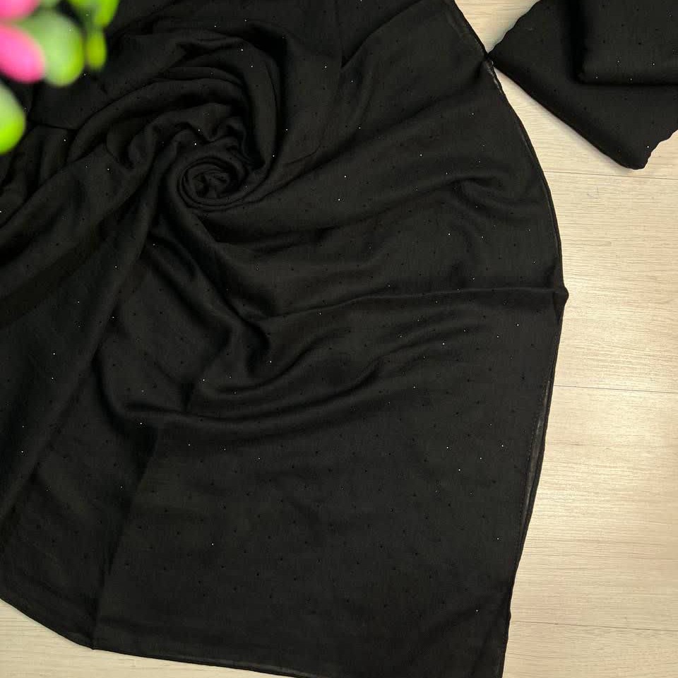 روسری مشکی نخی