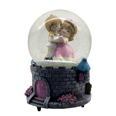 گوی موزیکال مدل پمپی پرنسس و شاهزاده در قصر 