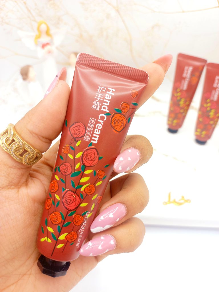 کرم دست تیوپی گل رز 30 گرم بیوآکوا BIOAQUA کد BQY9683