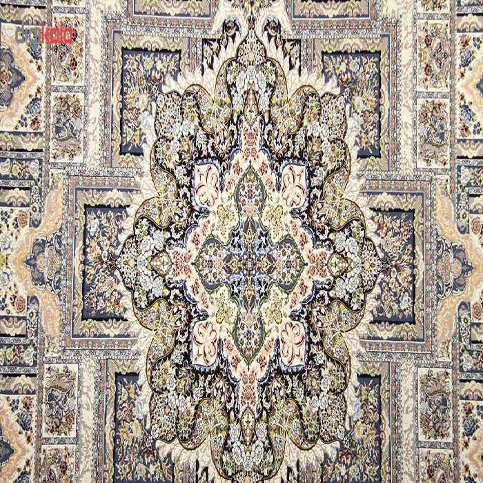 فرش ماشینی زمرد مشهد طرح 22000 زمینه کرم