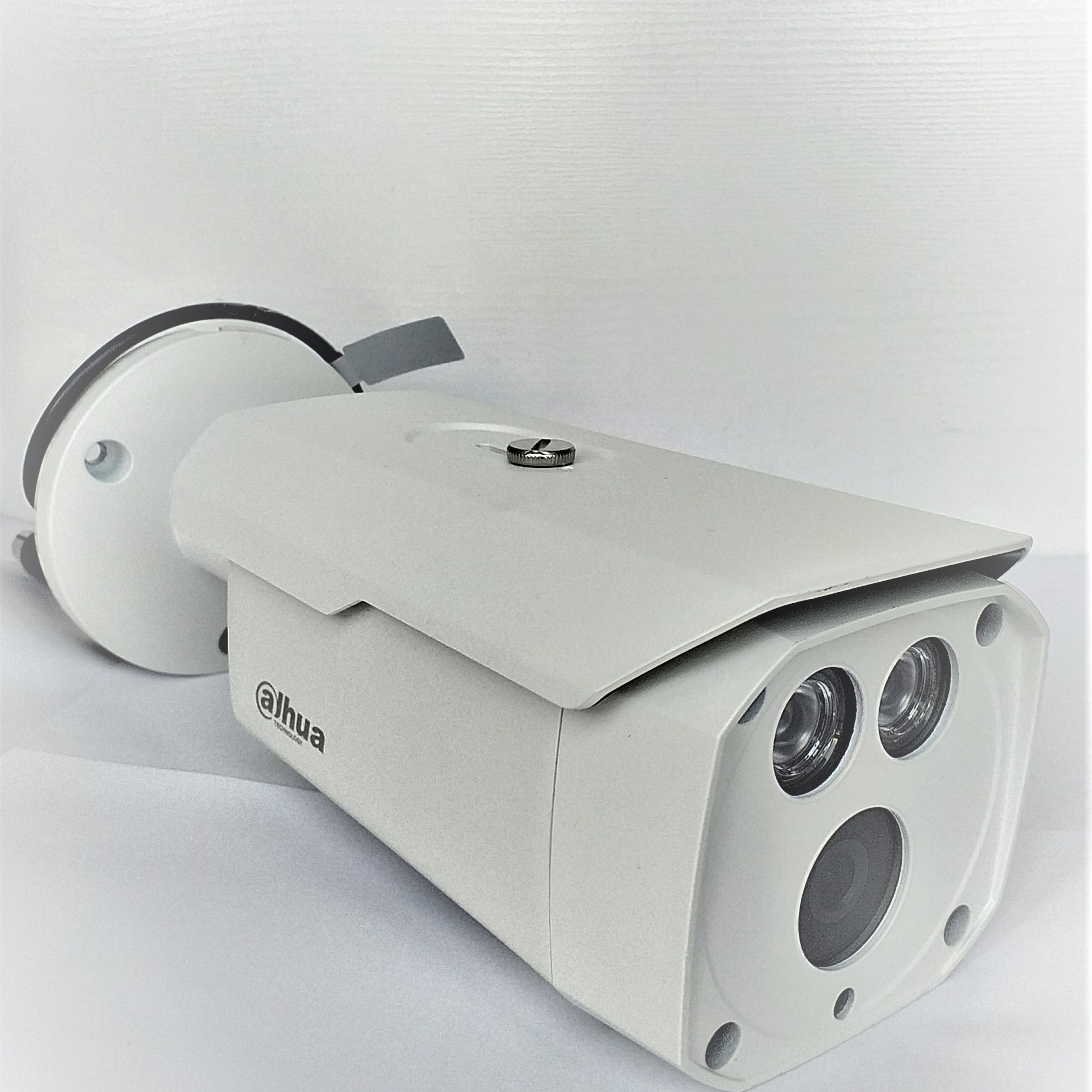 دوربین داهوا مدل DH-HAC-HFW1200DP