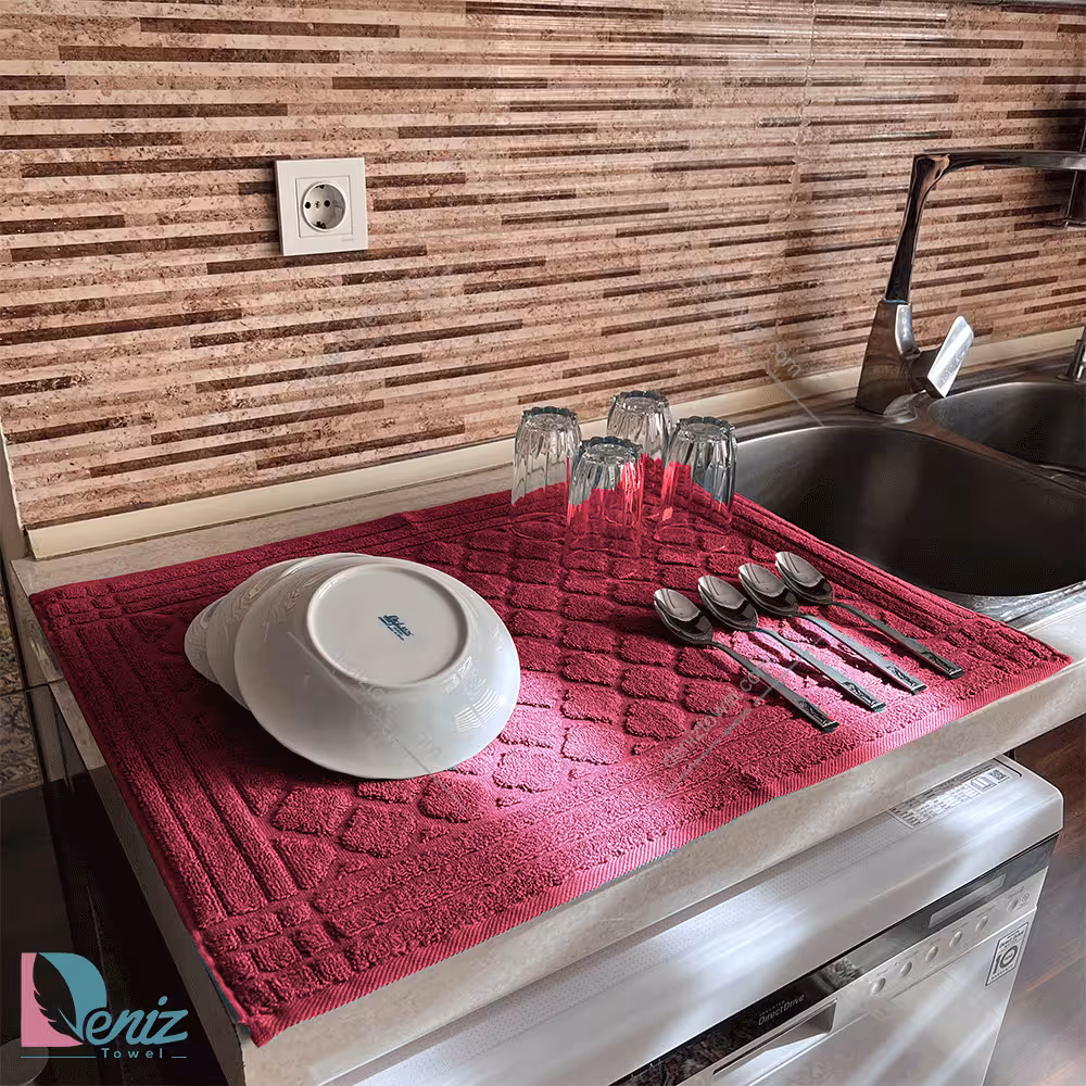 نمگیر ظروف آشپزخانه طرح خشتی رنگ زرشکی