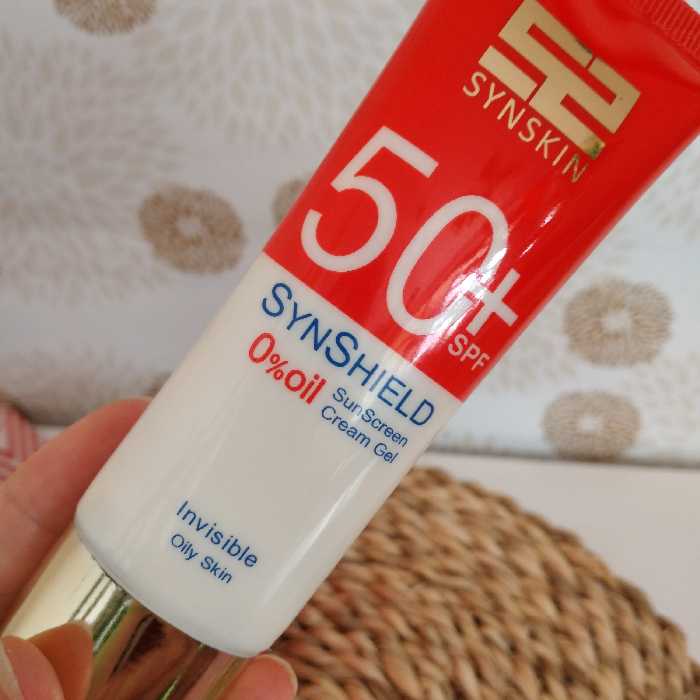 ضد آفتاب فاقد چربی بیرنگ ساین اسکین، SPF 50