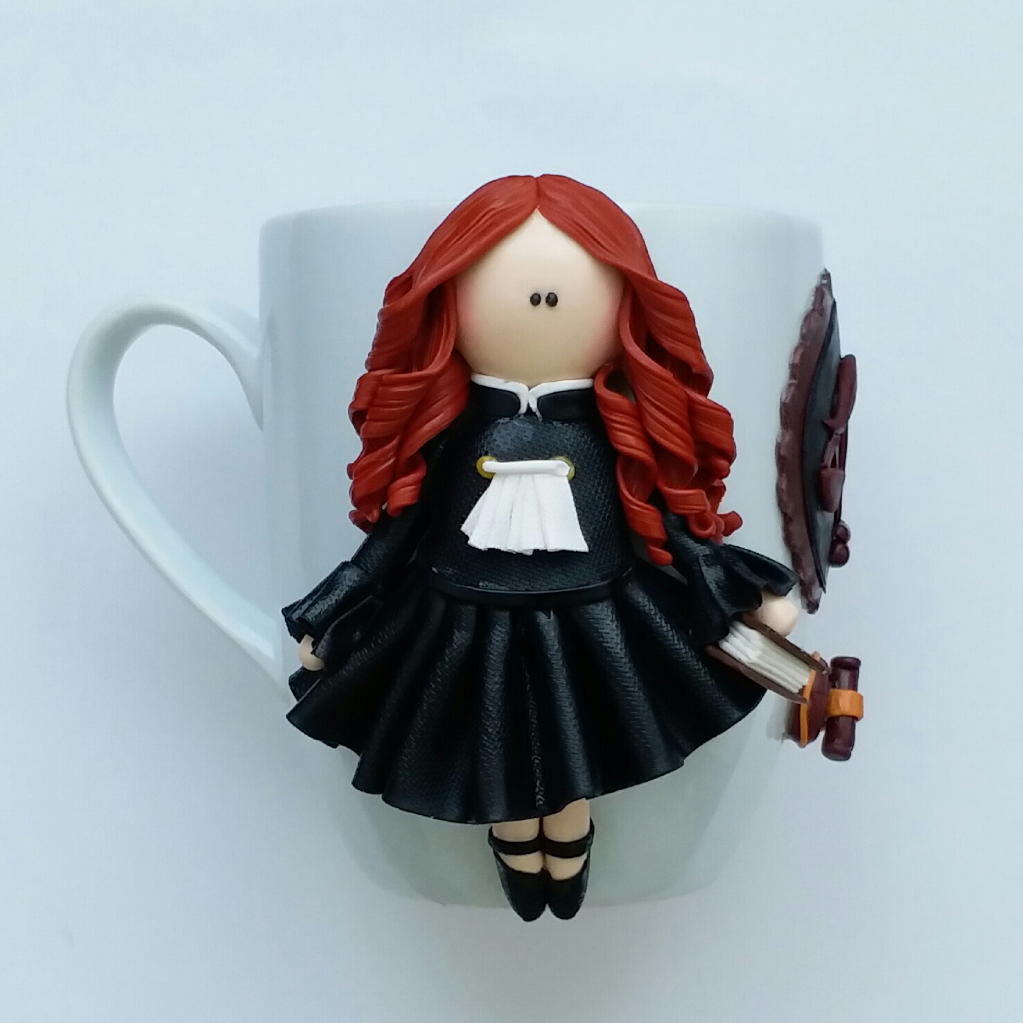 ماگ مدل دختر عروسکی D330