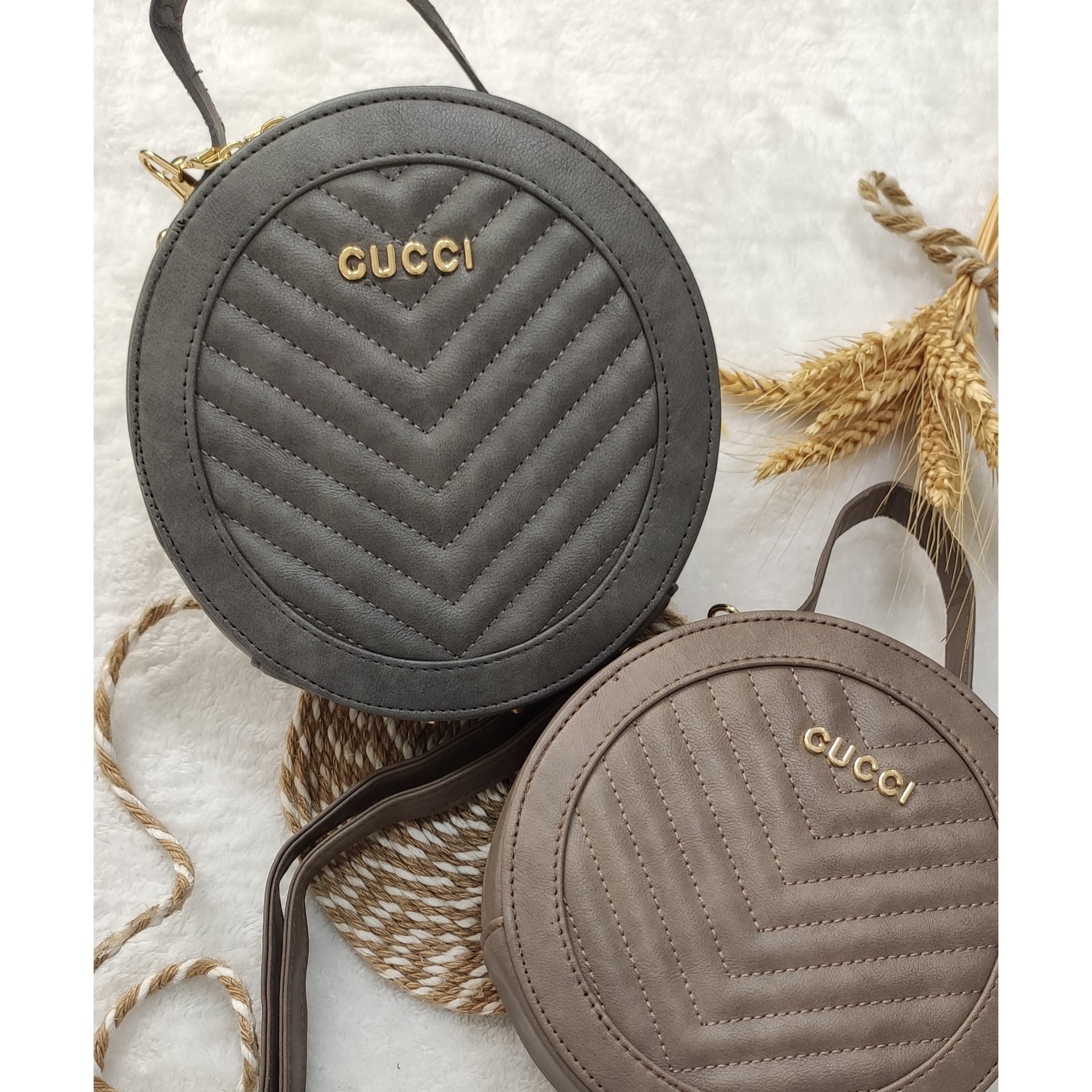 اتمام موجودی ،کیف دستی و دوشی زنانه و دخترانه چرم مصنوعی 