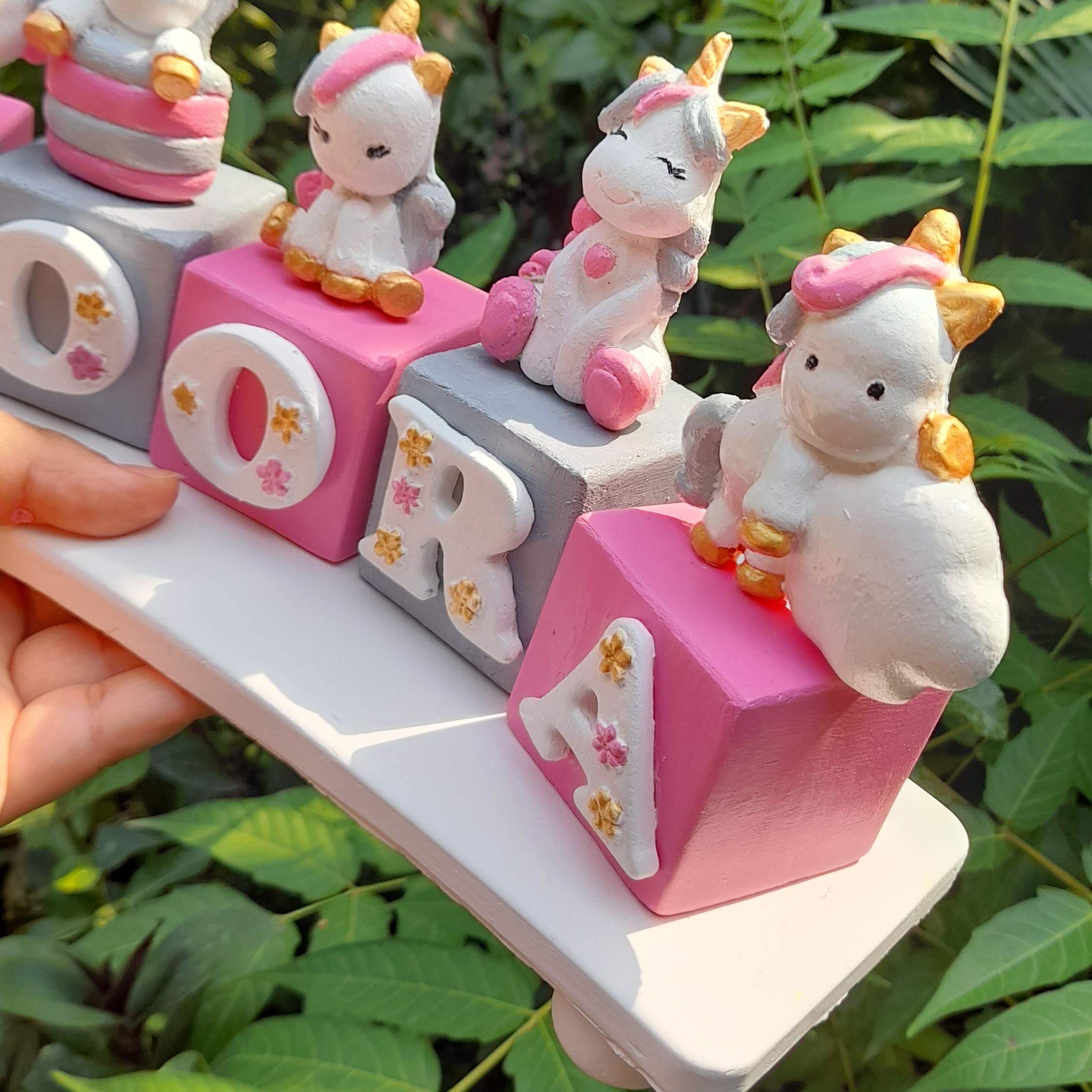 استند مکعب اسم نورا 