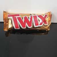 شکلات 50 گرمی twix