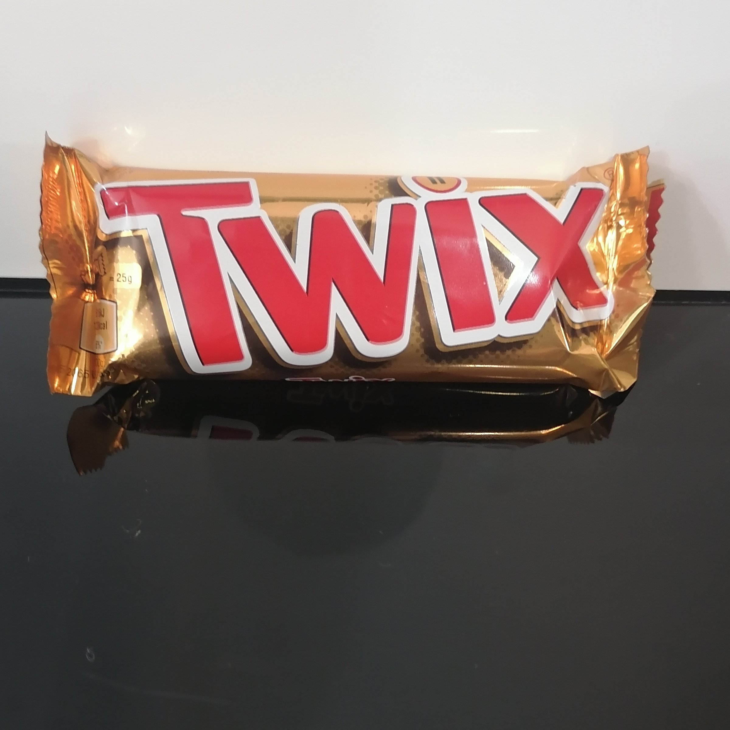 شکلات 50 گرمی twix