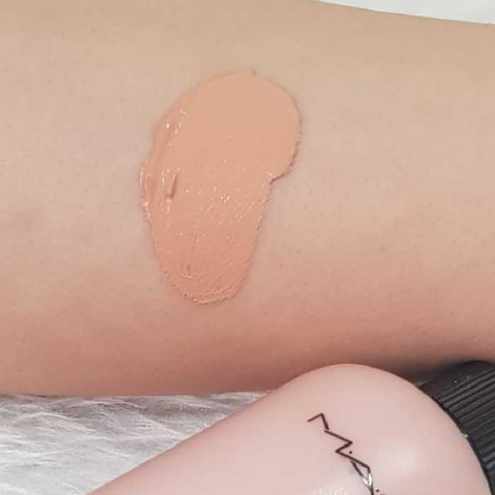 کرم‌پودر قطره چکانی مک ....