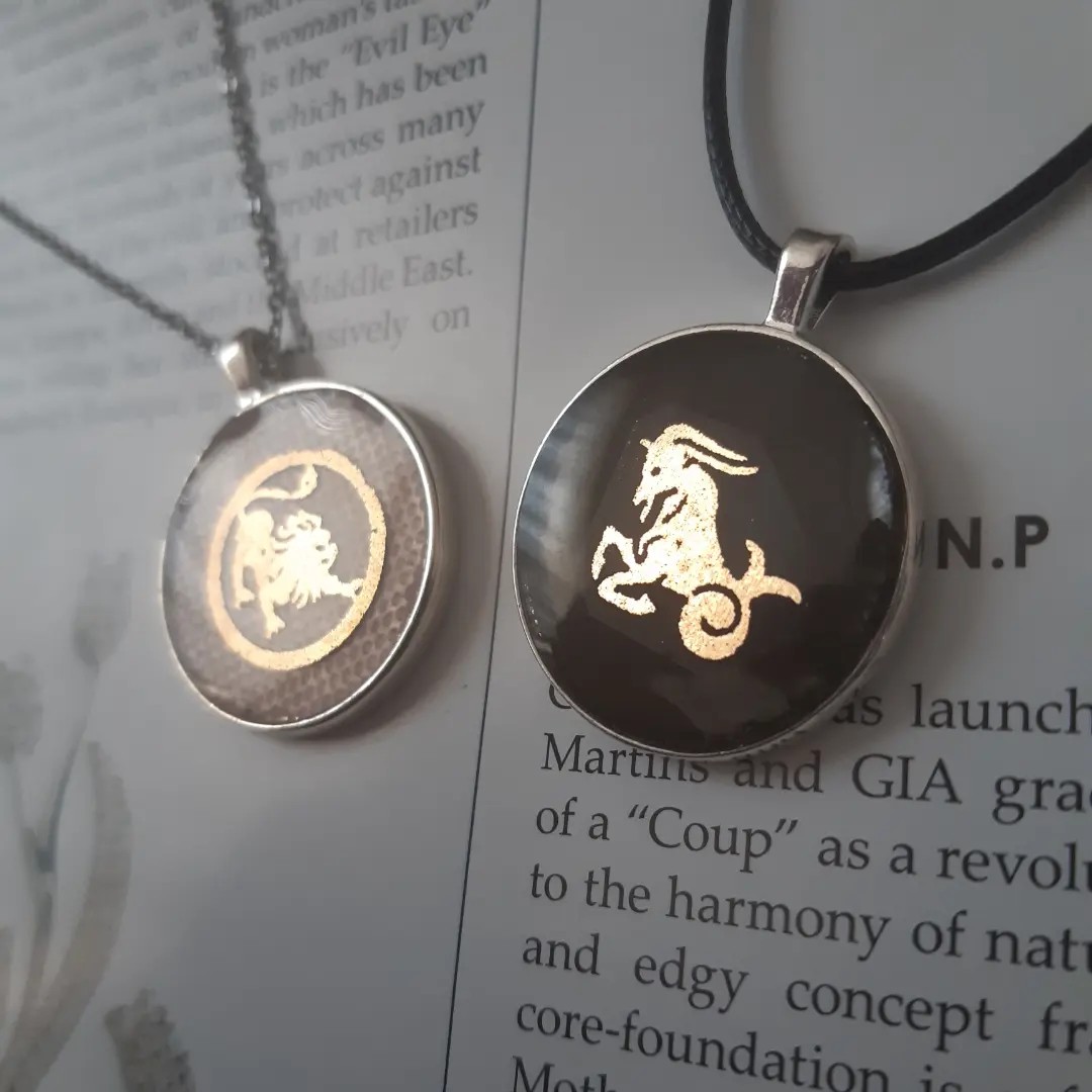 گردنبند طرح ماه تولد  سفارشی