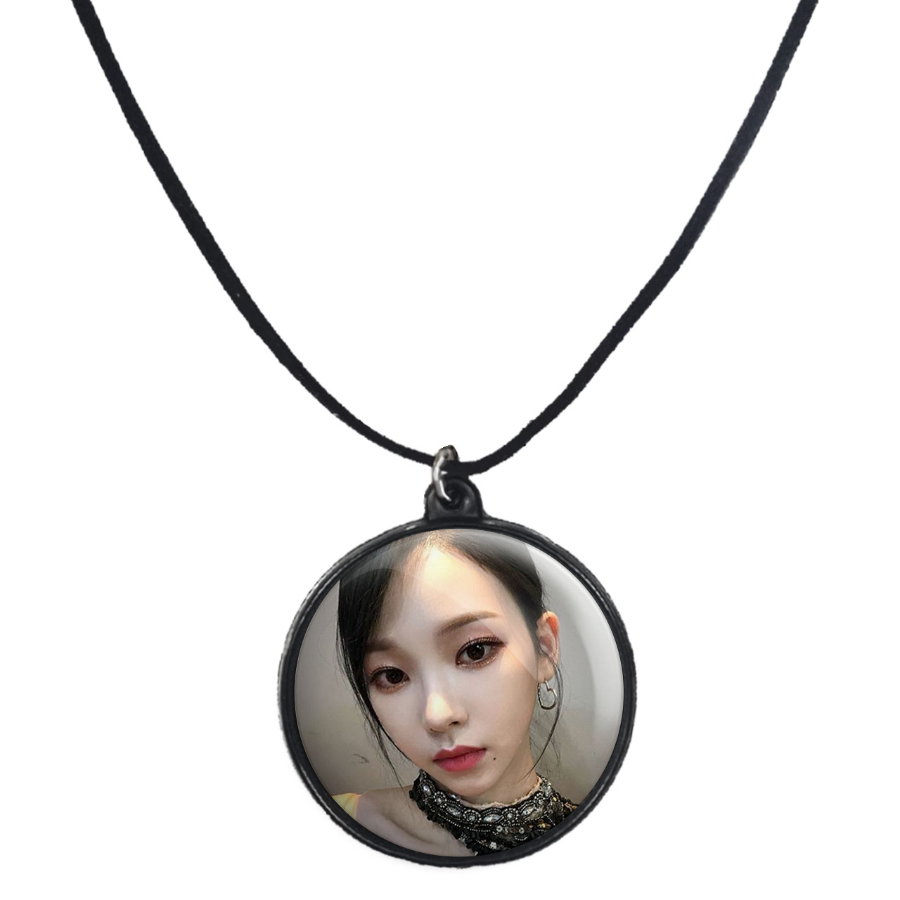 گردنبند پرمانه طرح aespa کد pmb.18552 مدل دو طرفه