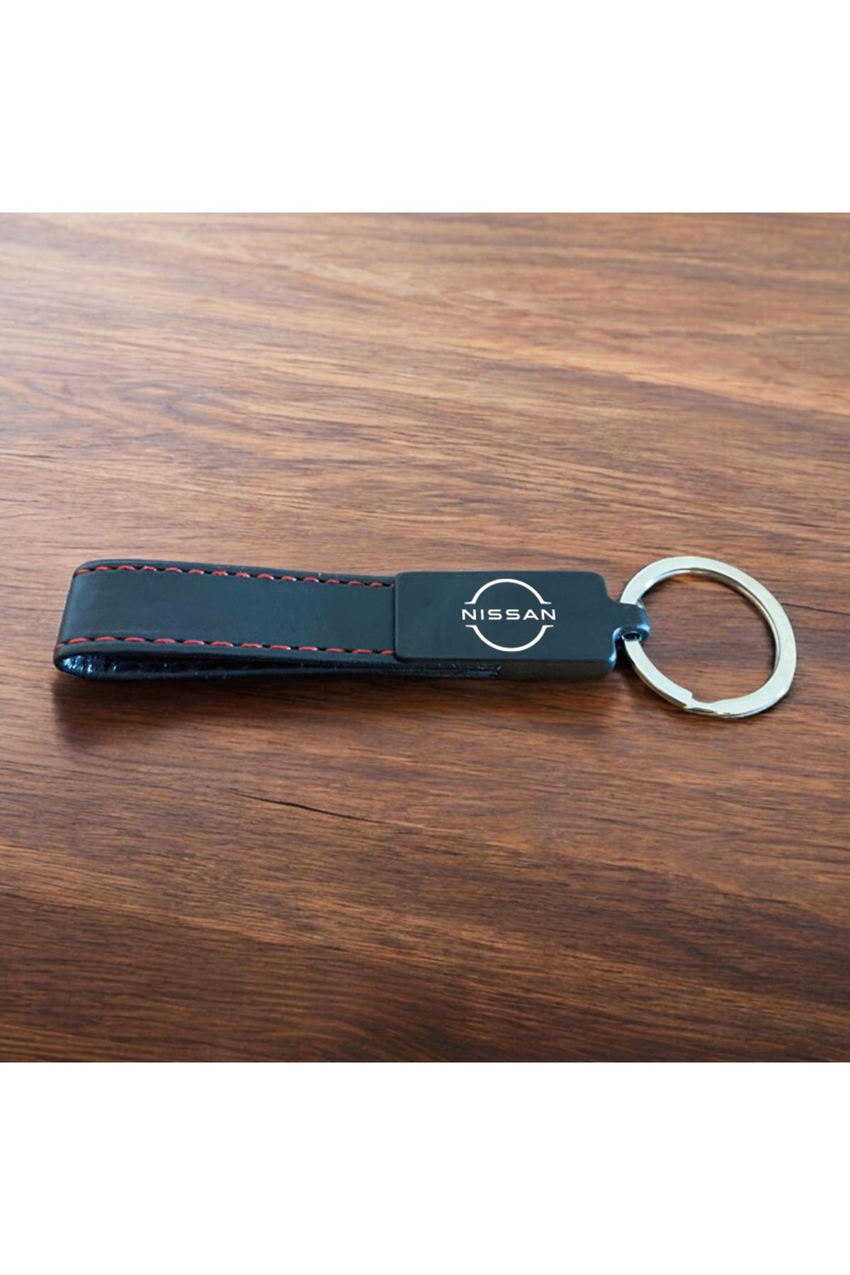 جلیقه کلید مشکی صفحه اصلی ماشین چرمی سیاه با آرم نیسان gastromarka