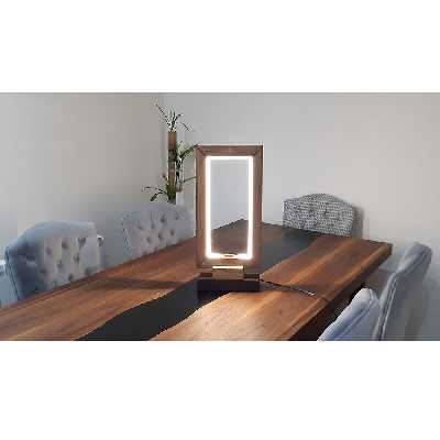 چراغ رومیزی مدل گلدن لایت