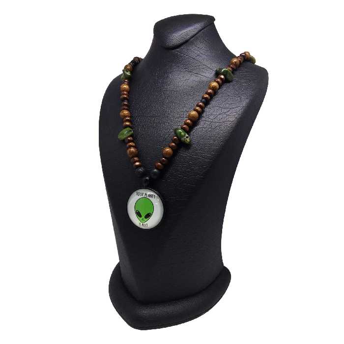 گردنبند سورئال دیزاین طرح آدم فضایی