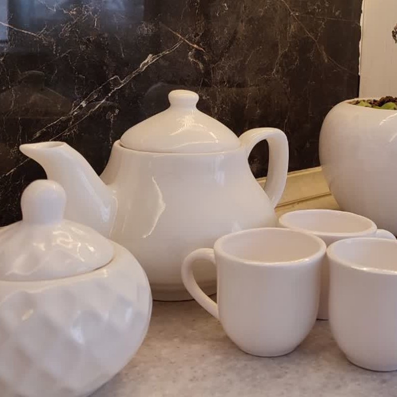 قوری چینی ساده 