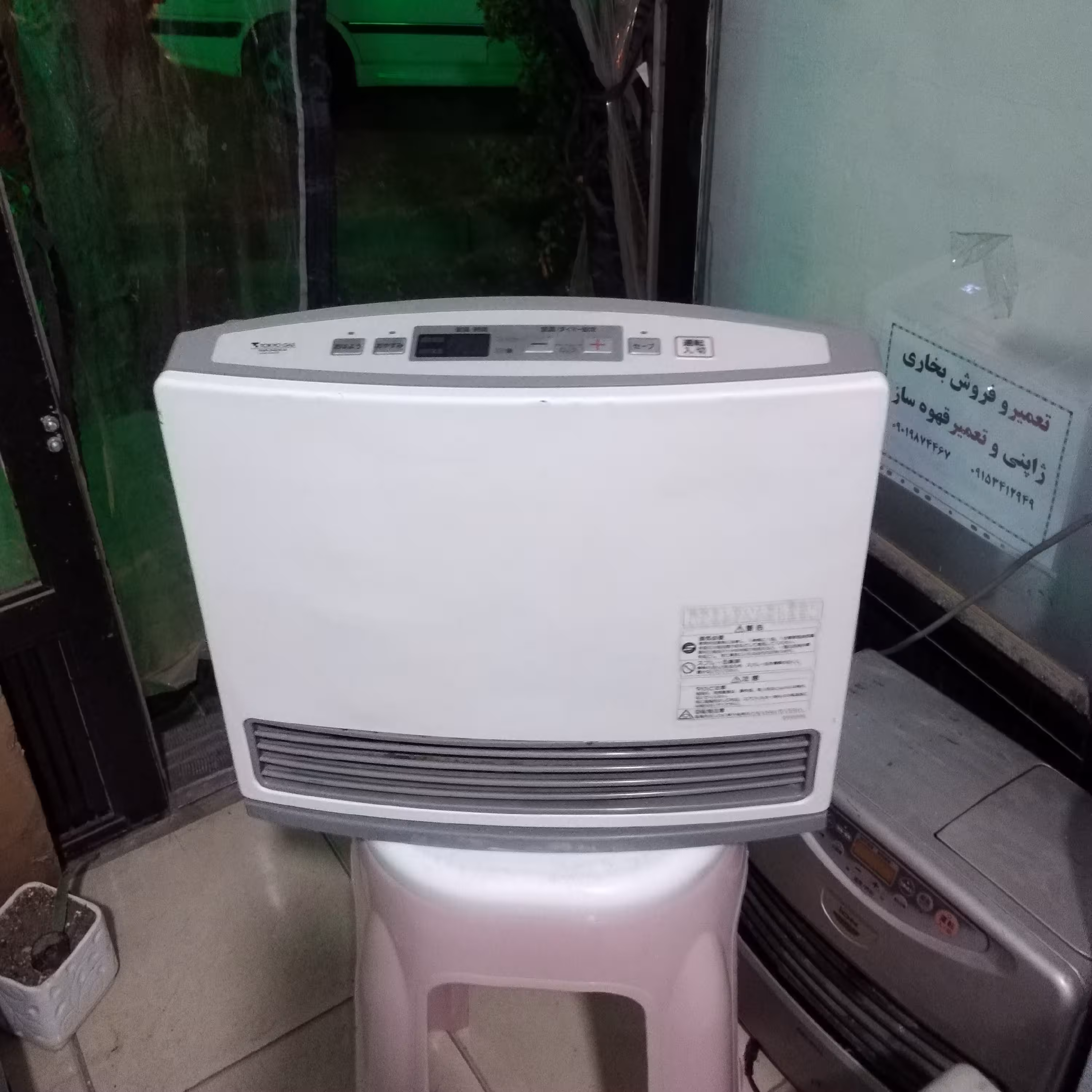 بخاری گازی برقی توان 3500کالری تمیز سرویس شده اماده 