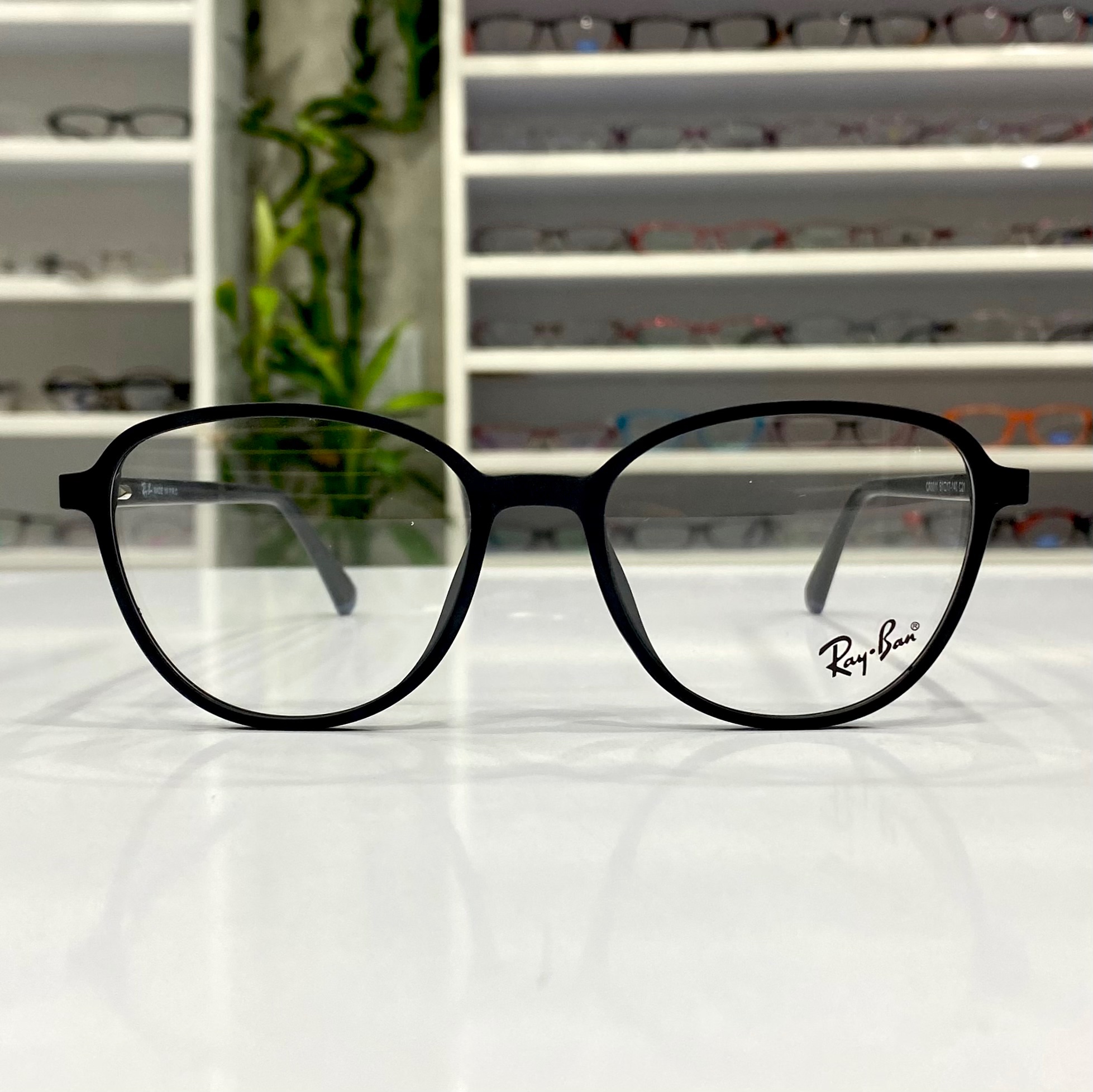 فریم عینک طبی کائوچویی کیفیت عالی رنگ مشکی مارک ریبن در عینک کاسپین بوشهر