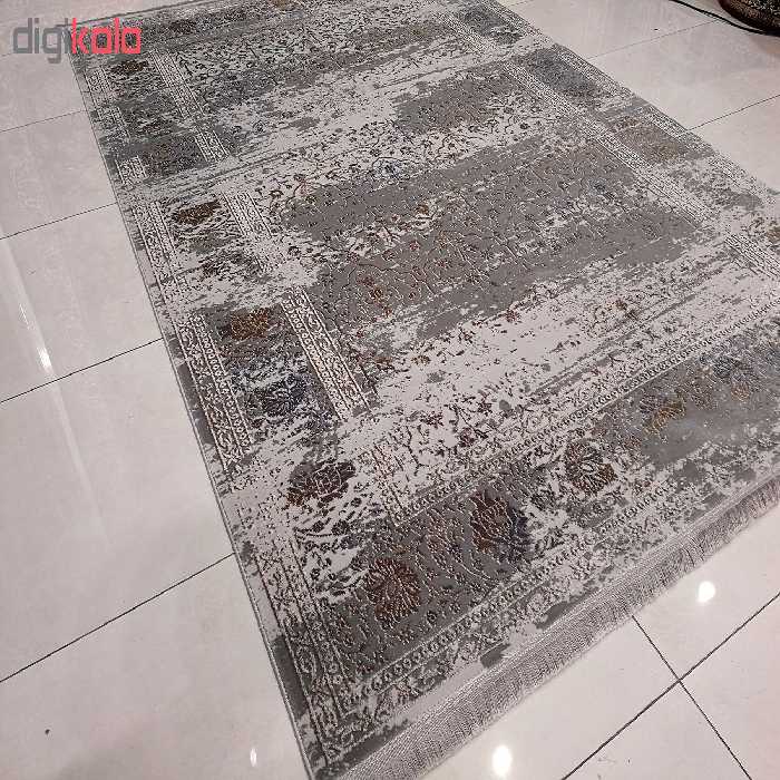 فرش ماشینی زمرد مشهد طرح پتینه کد TA114 زمینه طوسی