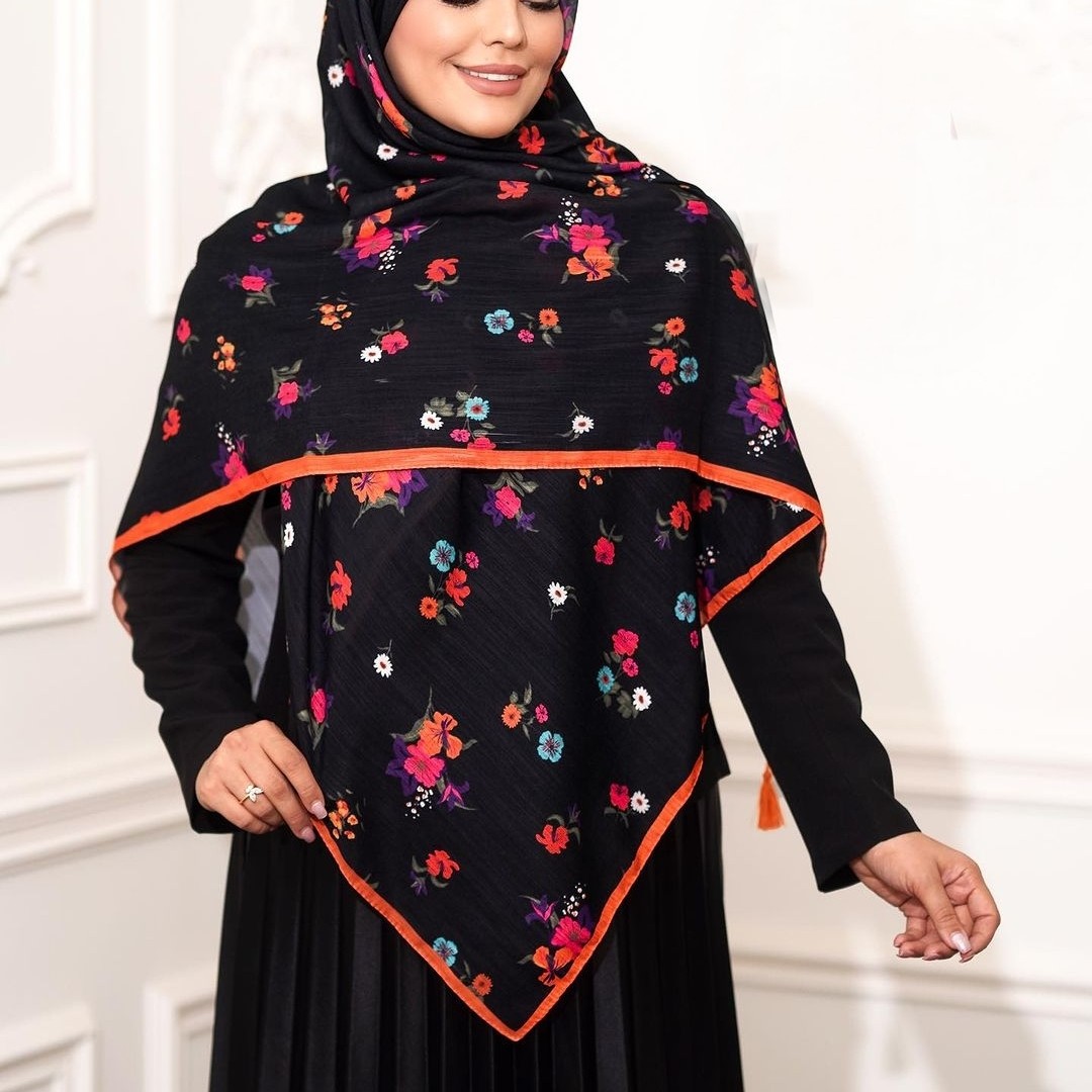 روسری گلگلی حاشیه نارنجی