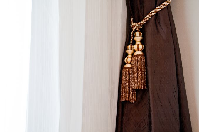 خرید و دانلود عکس Home Interior And Windows With Curtains کد 25130 | پیک فاکس | Pic Fox