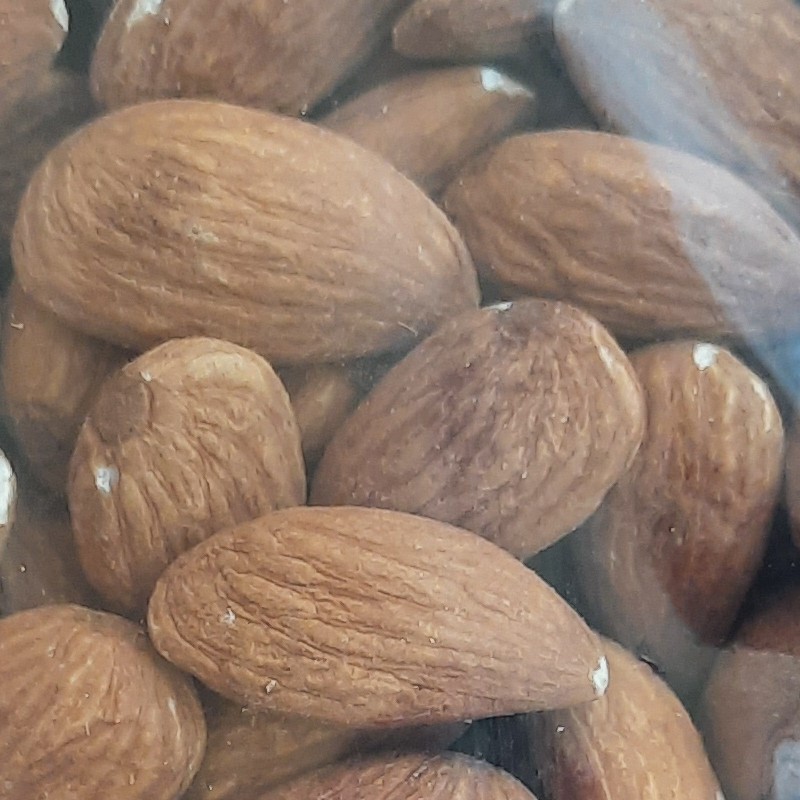 مغزبادام درختی 500گرم 245000