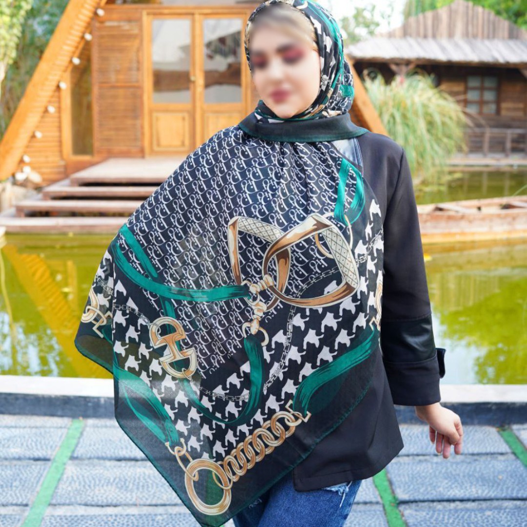 روسری سوپرنخ گارزا قواره 135 رنگ مشکی  ارسال رایگان طرح دیور رنگ مشکی و سبز 