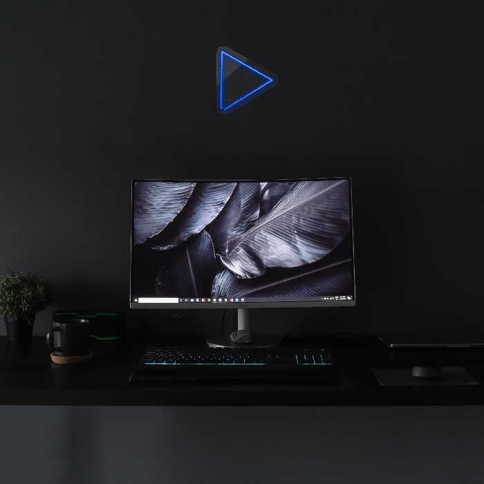 چراغ دیواری نئون دیزاین طرح Play_BL