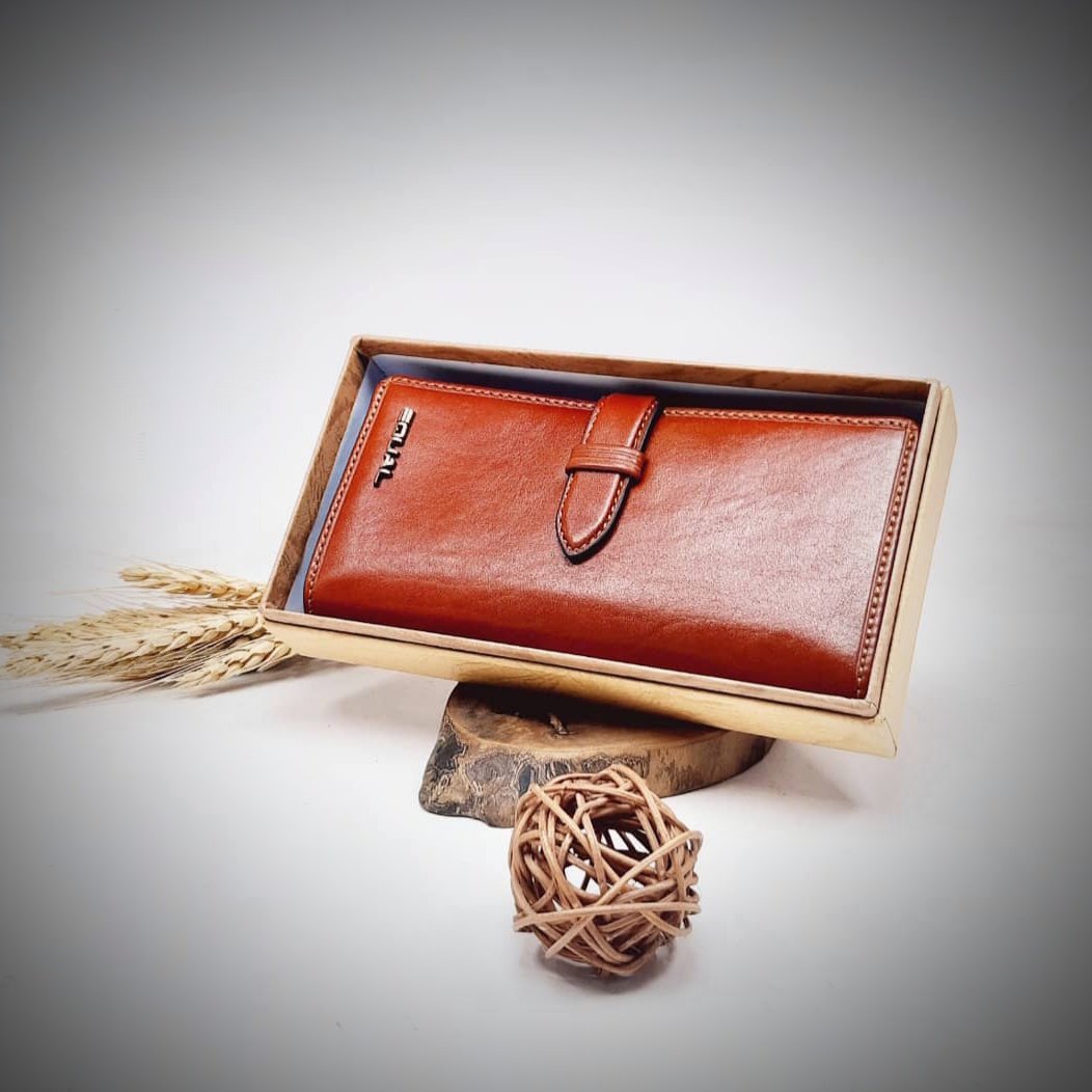 کیف پول چرم  اسپرت کد 201 بند دار مغز دوزی در شش رنگ 