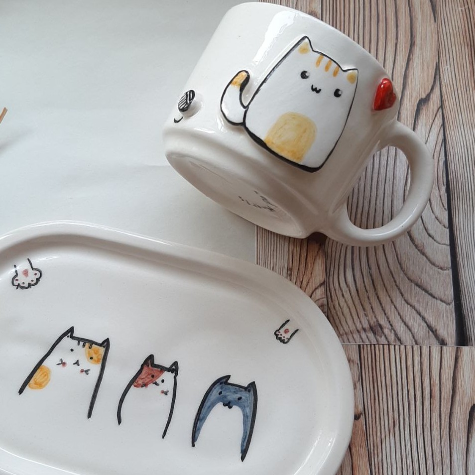 ست ماگ و زیرلیوانی دست ساز سرامیکی طرح گربه برجسته و نقاشی گربه
