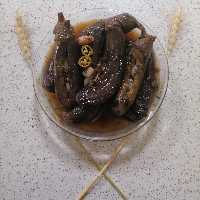 ترشی بادمجان شکم پر با سبزیجات معطر 2500گرمی ارسال رایگان 