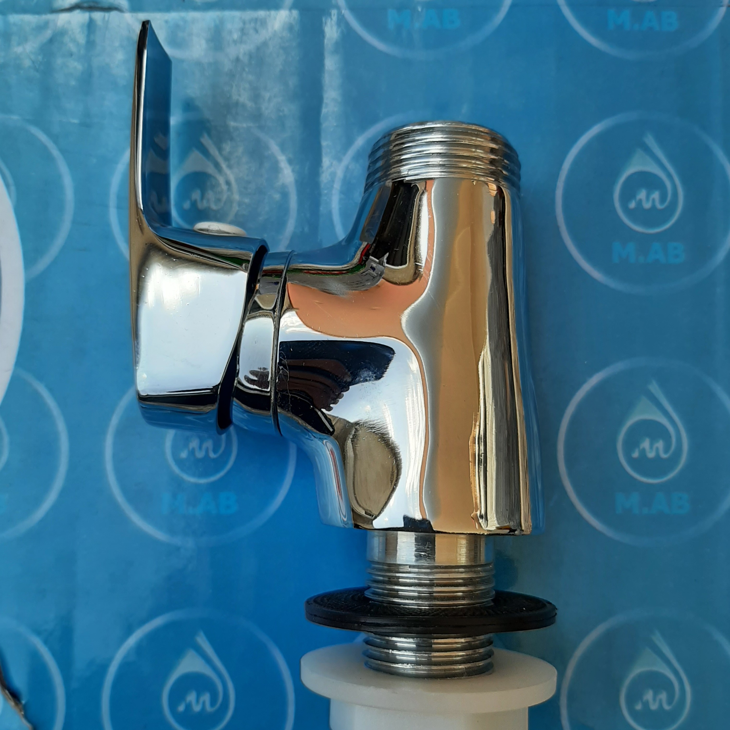 شیر تک حالته ی اهرمی برنجی مناسب برای روشویی(شیر قو تو کاسه ای)