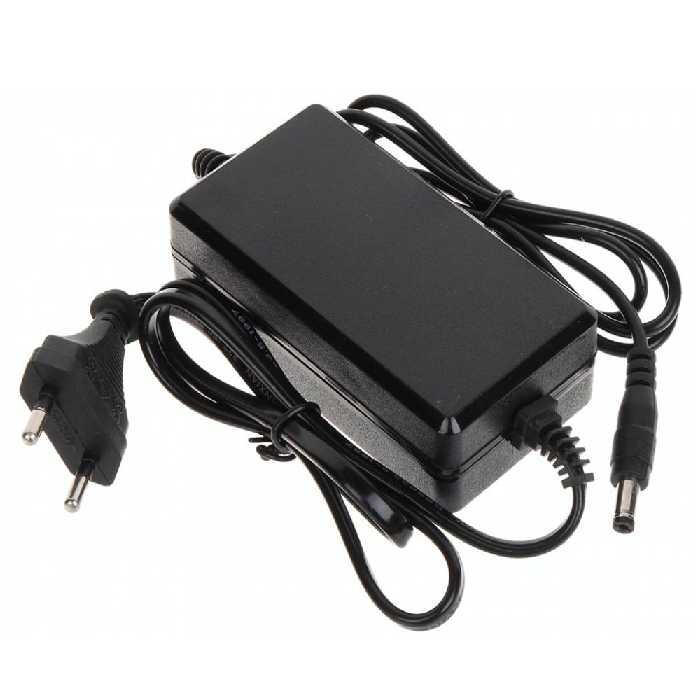 آداپتور 12 ولت 2 آمپر مدل OE4-120200FV