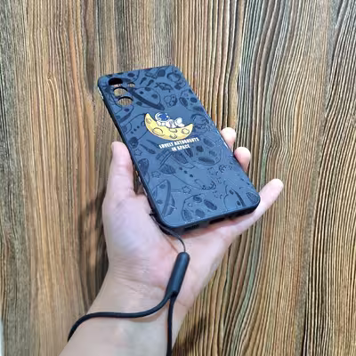 کاور طرح فضایی مدل NASA مناسب برای گوشی موبایل سامسونگ GALAXY A04S به همراه بند آویز