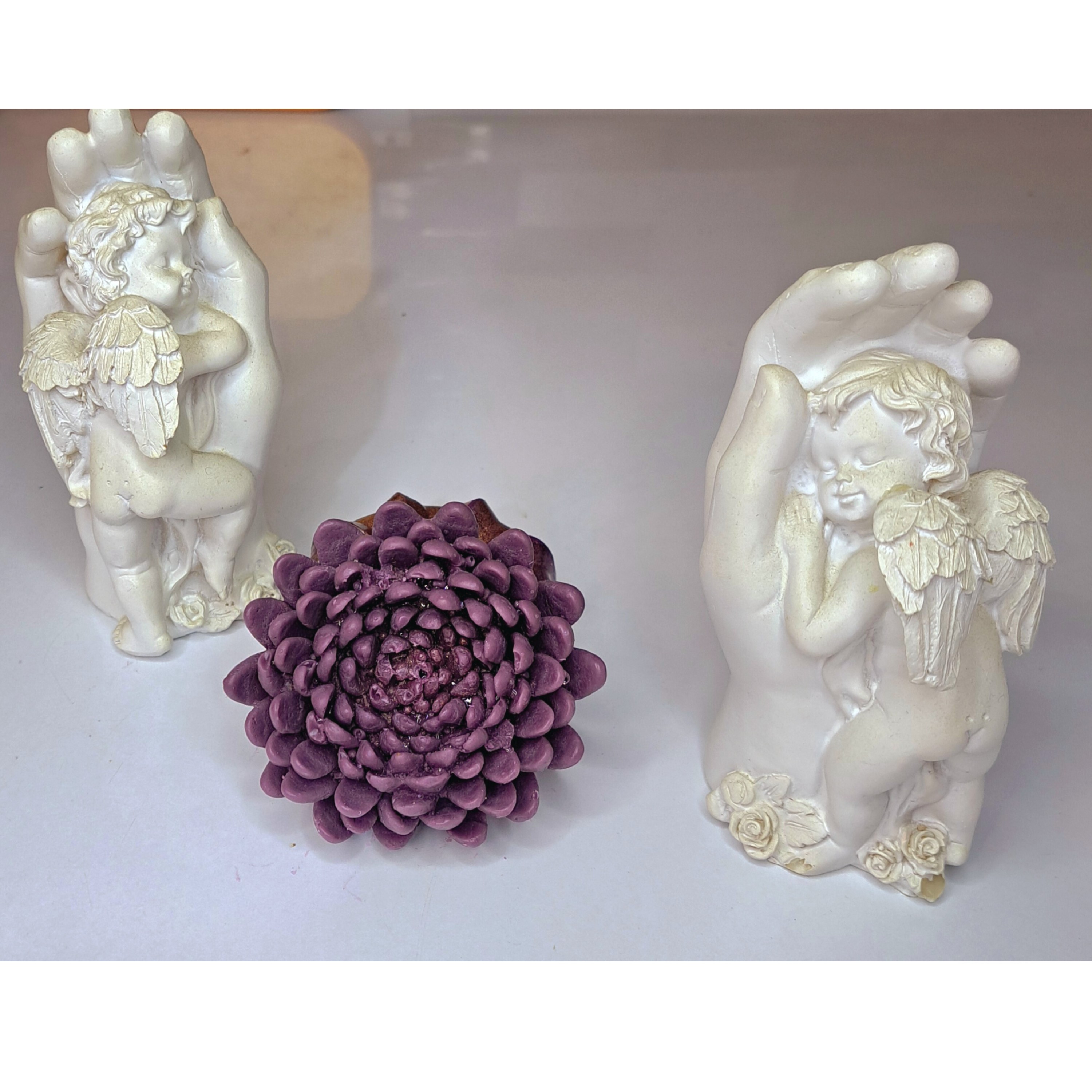 شمع گل داوودی رنگ بنفش وزن30گرم سایزمتوسط