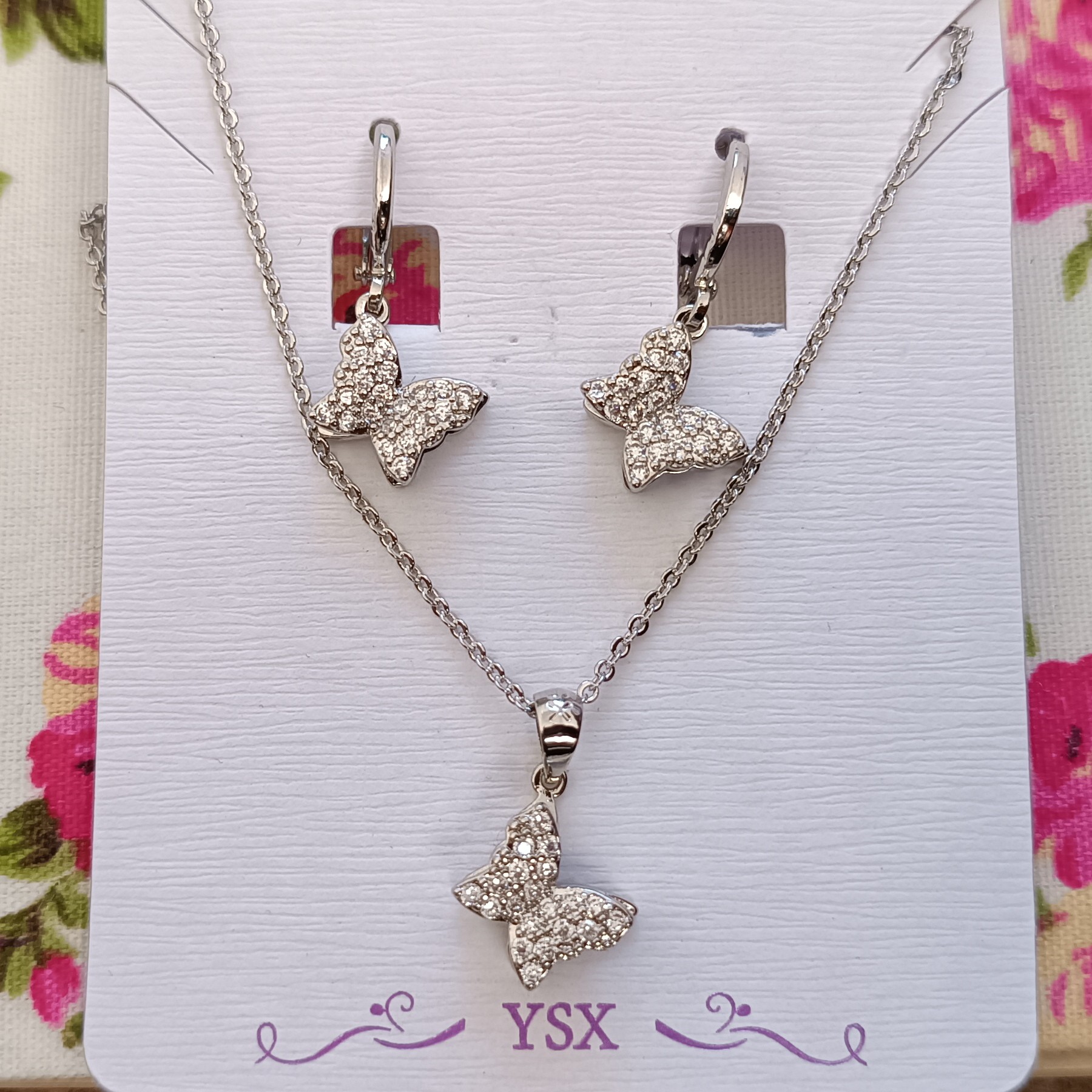 نیم ست نقره ای رنگ ثابت کیفیت بالا برند ysx طرح پروانه(کد202)